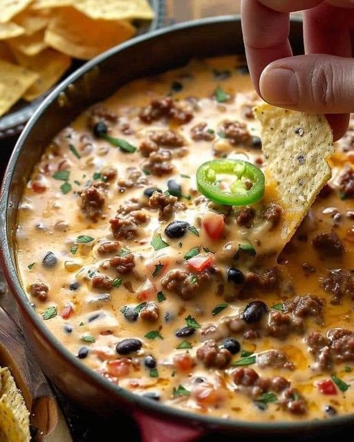 Spicy Cowboy Queso Dip